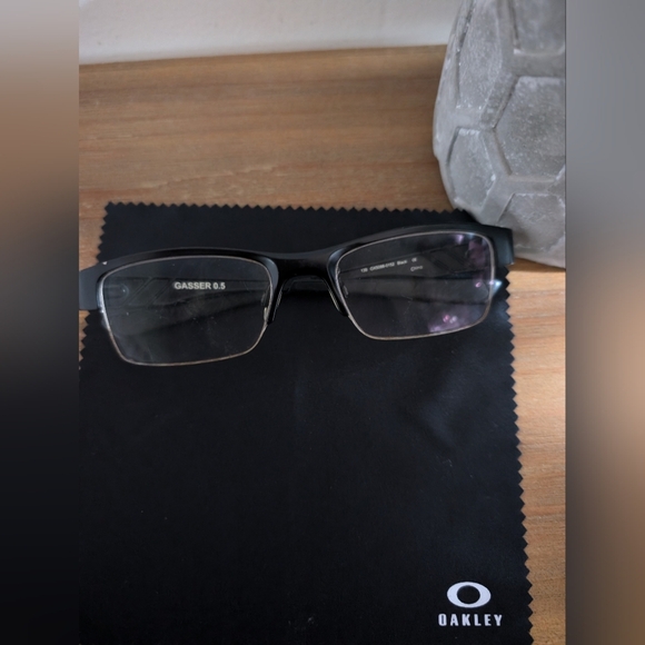 OAKLEY GASSER 0.5 OX5088-0254 139mm G325 - Picture 7 of 11